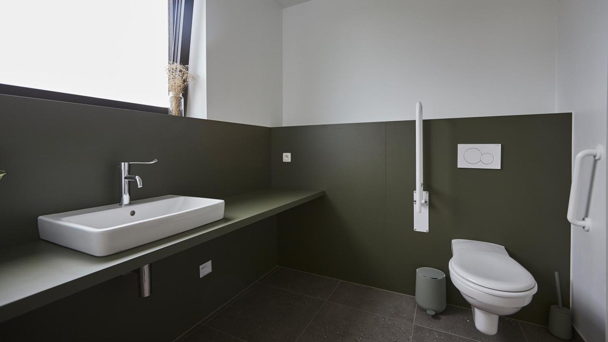 Het Kasterhuis Wetteren Luaran gambar